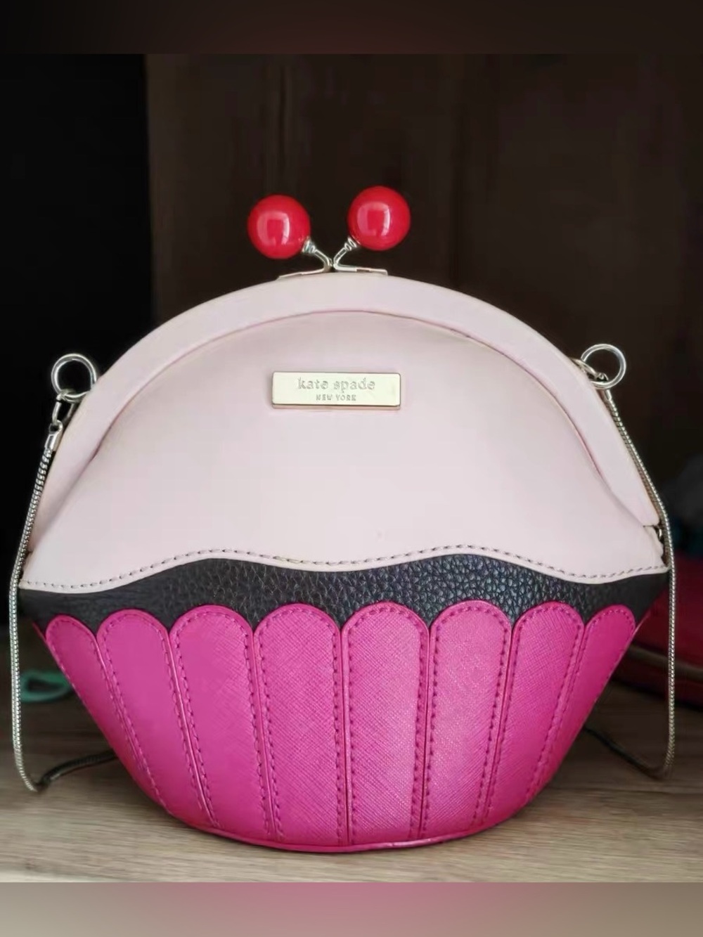 Kate Spade Cupcake Bag - Picture 2 of 4